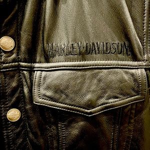 Black, Large, Harley Davidson Leather Vest with Skull